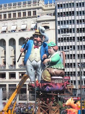 Valencia está que arde… Valencia está que arde…