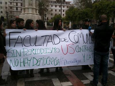 #PeriodistasSE17M, una cobertura en doce tuits #PeriodistasSE17M, una cobertura en doce tuits