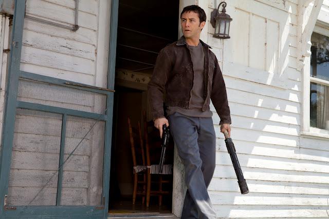 Bruce Willis y Joseph Gordon Levitt son la misma persona en Looper Bruce Willis y Joseph Gordon Levitt son la misma persona en Looper
