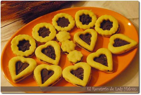 Galletas rellenas de ganache de chocolate Galletas rellenas de ganache de chocolate