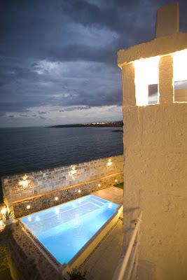 Antigua fortaleza junto al mar