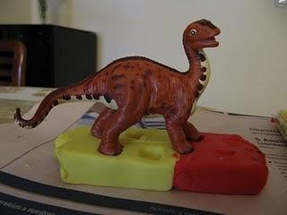 Mi Apatosaurus y rastros de plastilina