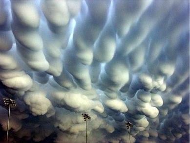 Las nubes mammatus