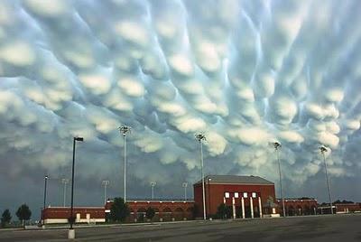 Las nubes mammatus