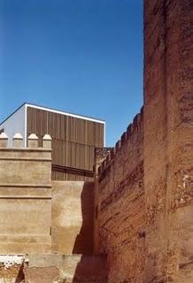 El derribo de la Facultad de Biblioteconomía de la U. de Badajoz