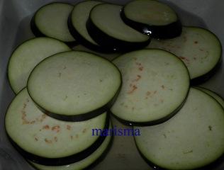 berengenas con tomate,rodajas