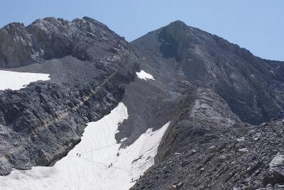 RUTA PIRENAICA :DE REFUGIO GORIZ A MONTE PERDIDO 2ª PARTE