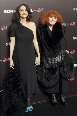 Increíble presentación lencera de Sonia Rikyel