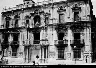 LA QUEMA DE CONVENTOS EN MÁLAGA. MAYO DE 1931 (2006), DE JOSÉ JIMÉNEZ GUERRERO. LA IRA SAGRADA.