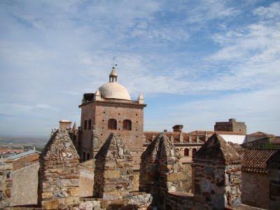 CÁCERES, TODO ENCANTO. CÁCERES CAPITAL CULTURAL 2016 CÁCERES, TODO ENCANTO. CÁCERES CAPITAL CULTURAL 2016