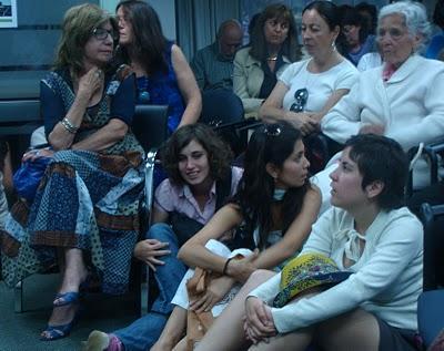 L@s Viej@s de la Tribu en “Voces en Off” L@s Viej@s de la Tribu en “Voces en Off”