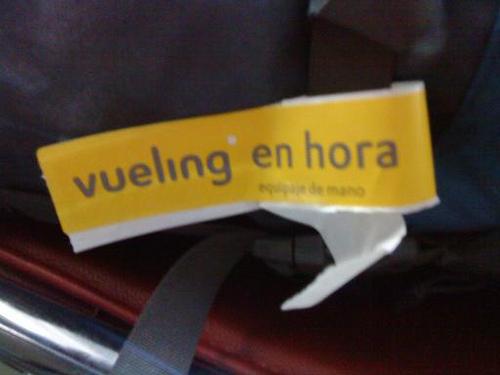 Vueling 'en hora' y 'equipaje de mano', qué graciosos!!