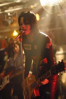 BIOPIC: THE RUNAWAYS (2010)