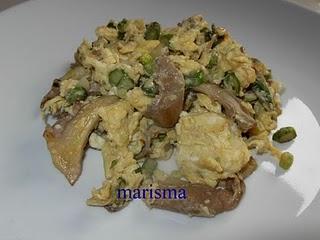 Revuelto de setas, trigueros y ajetes