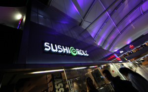 Sushi Roll Grand San Francisco celebra su primer aniversario con la presentación de nuevos cocteles.