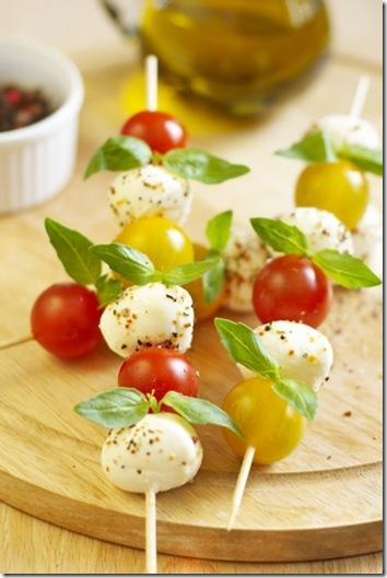 aperitivos tomates cherry con mozarrella aperitivos tomates cherry con mozarrella