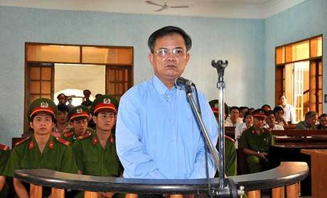 Vietnam condena a 11 años de cárcel a un pastor menonita