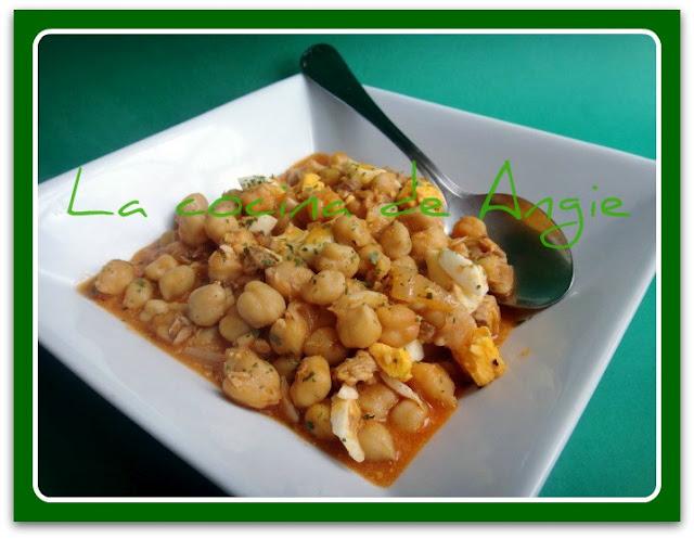 GARBANZOS CON CABALLA