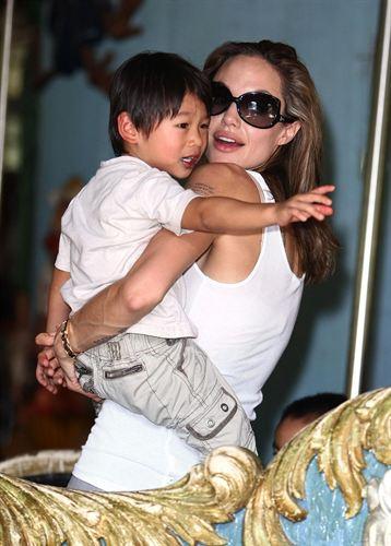Angelina Jolie podría perder uno de sus hijos