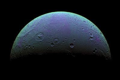 Encélado, el lugar más promisorio en la búsqueda de vida extraterrestre
