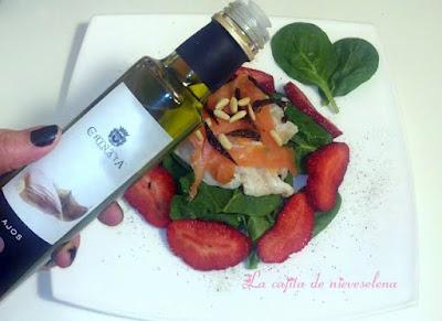 Ensalada de espinacas con bacalao y fresón