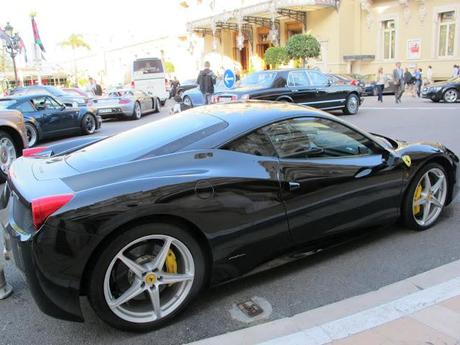 Coches en Mónaco...