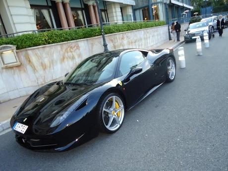 Coches en Mónaco...