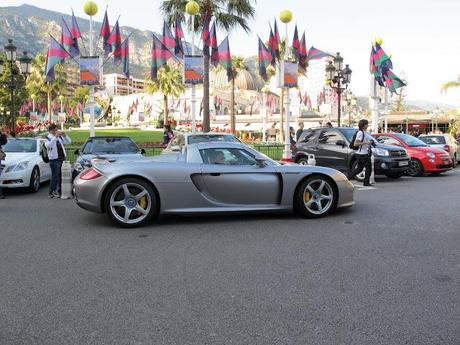 Coches en Mónaco...