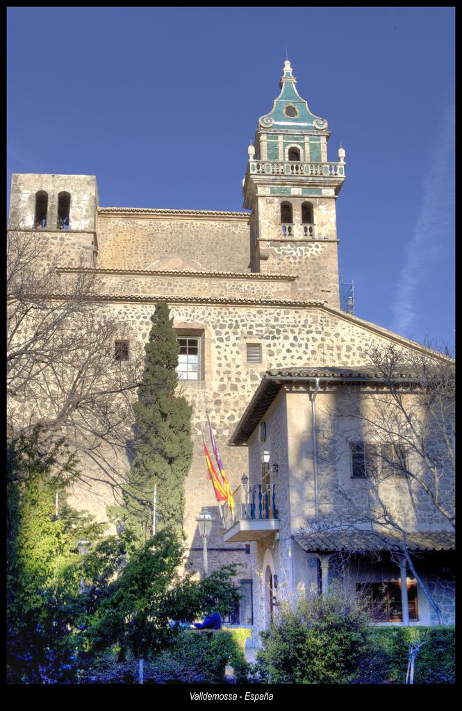 Qué bonito es Valldemossa..... para pasear...