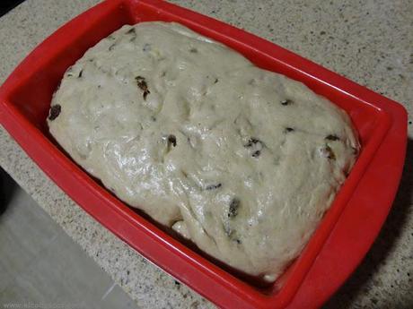 Pan de nueces, pasas y canela