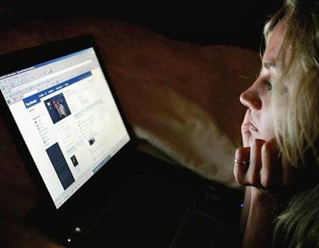 Si quieres trabajar dame tu contraseña y nombre de usuario