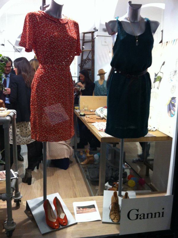 ganni-escaparate-duke-shop