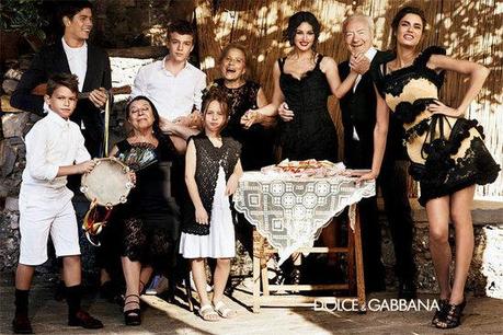 Fashion&Art;: A Family's Affinity. Dolce&Gabbana.; Primavera/verano 2012.