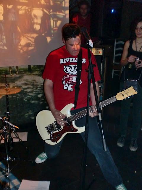 Concierto Afterbites,Rivelles,ZeroZeroUfos/コンサート