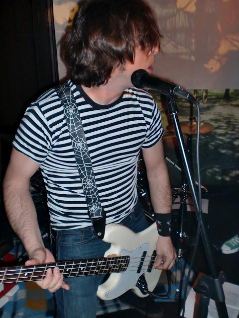 Concierto Afterbites,Rivelles,ZeroZeroUfos/コンサート