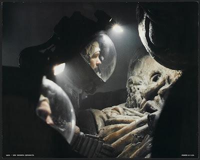 ALIEN (1979) vs. ALIENS (1986)