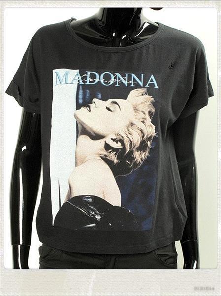 Remeras de Madonna en Ona Saez. Ya las viste?