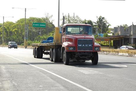 Prohíben tránsito pesado y abrirán peajes a partir del jueves