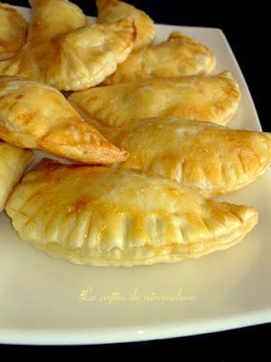 Empanadillas de queso y jamón ibérico horneadas