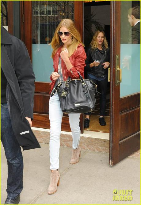 rhw leaving hotel 01