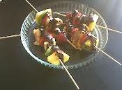 Brochetas frutas