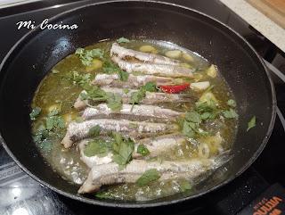 BOQUERONES A LA BILBAINA (ANCHOAS A LA CAZUELA, ANCHOAS AL AJILLO o  ANCHOAS A LA DONOSTIARRIA)