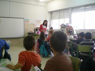 Ana Pomares en el Colegio Enric Valor (Alicante)