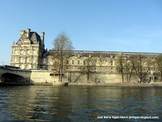 Un Paseo por el Sena en Bateau Mouche