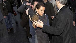 No es contradictorio