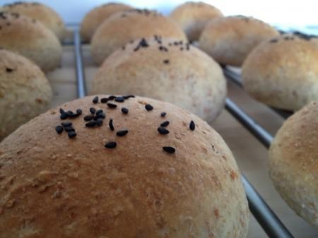 recetas delikatissen recetas de pan receta de panecillos integrales receta de pan de molde casero pan de molde integral pan de molde hacer pan en casa paso a paso hacer pan en casa gastro blog recetas de pan fotos de panadero fotografía de pan como hacer panecillos integrales 