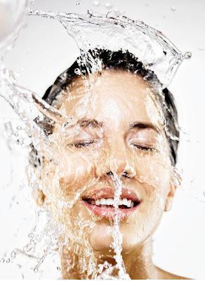 Crema antiedad 7 en 1 de Olay. Premios de Belleza Mujer Hoy