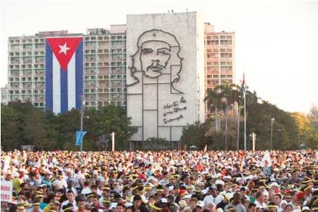 Cuba celebra su primer Viernes Santo festivo desde la revolución