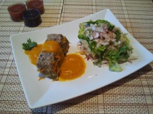 Plato combinado de Inma con su salsita de zanahoria. Plato combinado de Inma con su salsita de zanahoria.