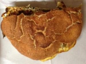 bocata de kamut de tortilla de verduras Vuestras Comidas MacrobiotiVas